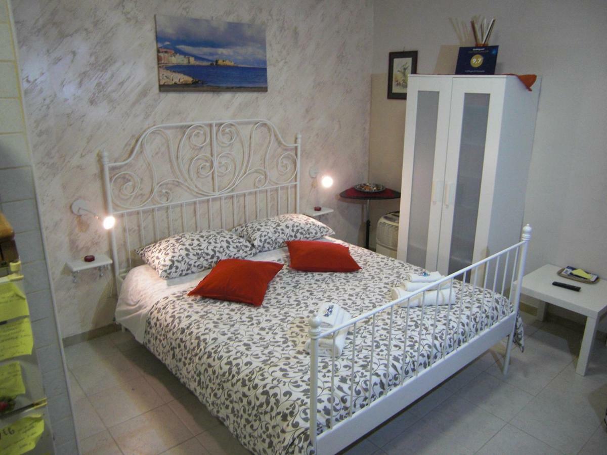 Il Rifugio Di Pulcinella Restyling Villa Наполи Екстериор снимка